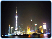 Der Shanghaier Fernsehturm bei Nacht