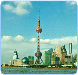 Fernsehturm "Oriental Pearl Tower" in Shanghai